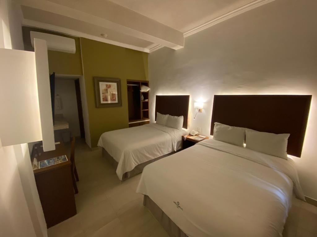 Hotel Marlon Chetumal Buitenkant foto